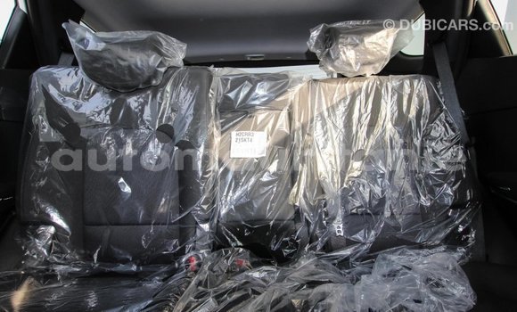 Acheter Import Voiture Hyundai Santa Fe Blanc à Import - Dubai, Adrar Acheter Import Voiture Hyundai Santa Fe Blanc à Import - Dubai, Adrar