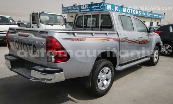 Acheter Import Voiture Toyota Hilux Autre à Import - Dubai, Adrar Acheter Import Voiture Toyota Hilux Autre à Import - Dubai, Adrar