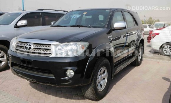 Acheter Import Voiture Toyota Fortuner Noir à Import - Dubai, Adrar Acheter Import Voiture Toyota Fortuner Noir à Import - Dubai, Adrar