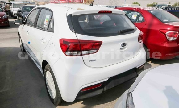 Acheter Import Voiture Kia Rio Blanc à Import - Dubai, Adrar Acheter Import Voiture Kia Rio Blanc à Import - Dubai, Adrar