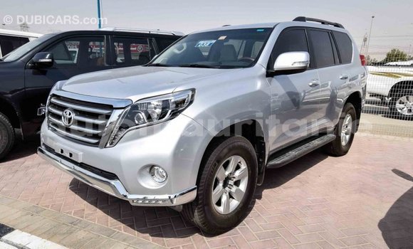 Acheter Import Voiture Toyota Prado Autre à Import - Dubai, Adrar Acheter Import Voiture Toyota Prado Autre à Import - Dubai, Adrar