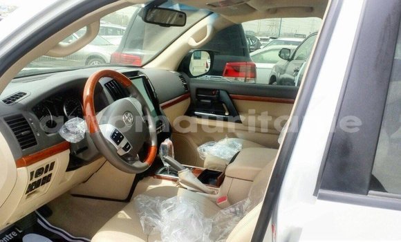 Acheter Import Voiture Toyota Land Cruiser Autre à Import - Dubai, Adrar Acheter Import Voiture Toyota Land Cruiser Autre à Import - Dubai, Adrar
