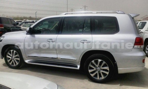 Acheter Import Voiture Toyota Land Cruiser Autre à Import - Dubai, Adrar Acheter Import Voiture Toyota Land Cruiser Autre à Import - Dubai, Adrar