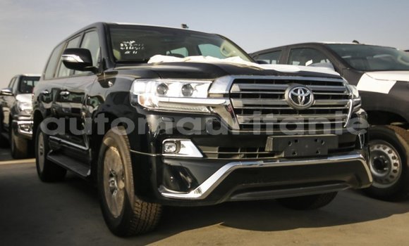 Acheter Import Voiture Toyota Land Cruiser Noir à Import - Dubai, Adrar Acheter Import Voiture Toyota Land Cruiser Noir à Import - Dubai, Adrar
