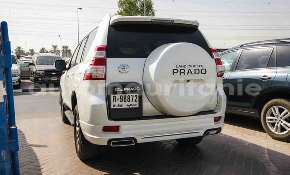 Acheter Import Voiture Toyota Prado Blanc à Import - Dubai, Adrar Acheter Import Voiture Toyota Prado Blanc à Import - Dubai, Adrar