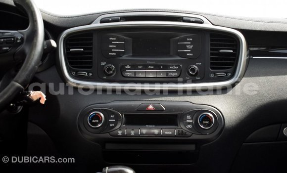 Acheter Import Voiture Kia Sorento Autre à Import - Dubai, Adrar Acheter Import Voiture Kia Sorento Autre à Import - Dubai, Adrar