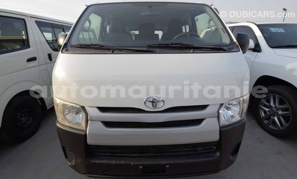 Acheter Import Voiture Toyota Hiace Blanc à Import - Dubai, Adrar Acheter Import Voiture Toyota Hiace Blanc à Import - Dubai, Adrar