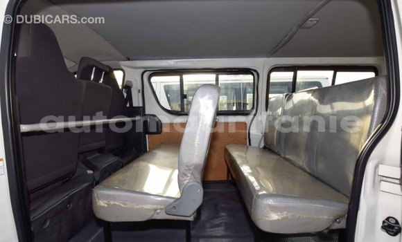 Acheter Import Voiture Toyota Hiace Blanc à Import - Dubai, Adrar Acheter Import Voiture Toyota Hiace Blanc à Import - Dubai, Adrar