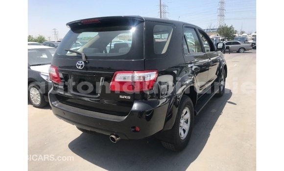 Acheter Import Voiture Toyota Fortuner Noir à Import - Dubai, Adrar Acheter Import Voiture Toyota Fortuner Noir à Import - Dubai, Adrar