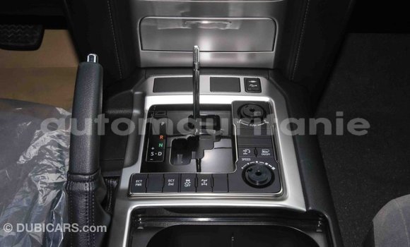 Acheter Import Voiture Toyota Land Cruiser Blanc à Import - Dubai, Adrar Acheter Import Voiture Toyota Land Cruiser Blanc à Import - Dubai, Adrar