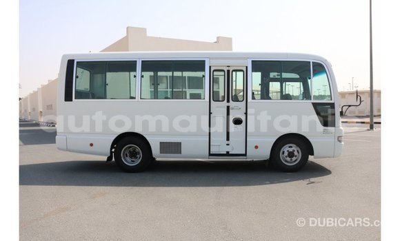 Acheter Import Voiture Nissan 350Z Blanc à Import - Dubai, Adrar Acheter Import Voiture Nissan 350Z Blanc à Import - Dubai, Adrar