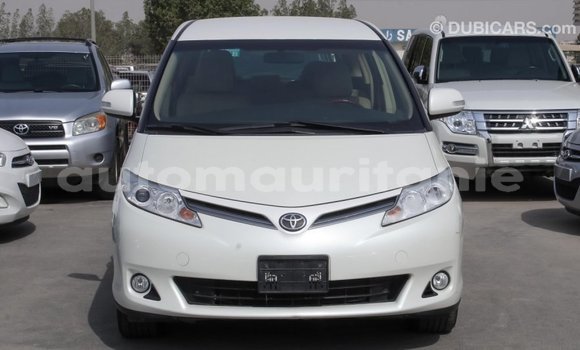 Acheter Import Voiture Toyota Previa Blanc à Import - Dubai, Adrar Acheter Import Voiture Toyota Previa Blanc à Import - Dubai, Adrar