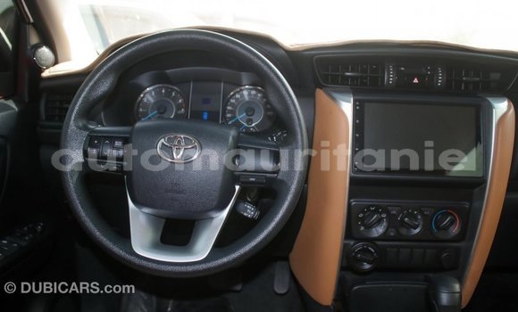 Acheter Import Voiture Toyota Fortuner Blanc à Import - Dubai, Adrar Acheter Import Voiture Toyota Fortuner Blanc à Import - Dubai, Adrar