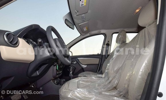 Acheter Import Voiture Renault Duster Blanc à Import - Dubai, Adrar Acheter Import Voiture Renault Duster Blanc à Import - Dubai, Adrar
