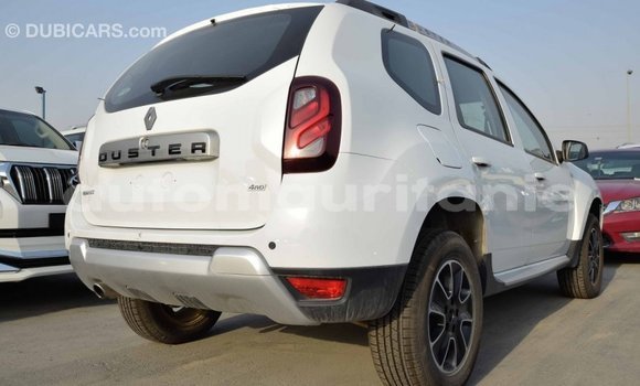 Acheter Import Voiture Renault Duster Blanc à Import - Dubai, Adrar Acheter Import Voiture Renault Duster Blanc à Import - Dubai, Adrar