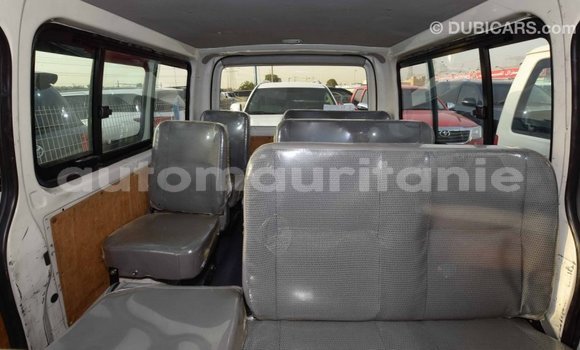 Acheter Import Voiture Toyota Hiace Blanc à Import - Dubai, Adrar Acheter Import Voiture Toyota Hiace Blanc à Import - Dubai, Adrar