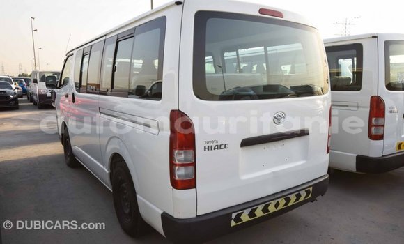 Acheter Import Voiture Toyota Hiace Blanc à Import - Dubai, Adrar Acheter Import Voiture Toyota Hiace Blanc à Import - Dubai, Adrar