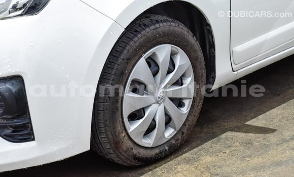 Acheter Import Voiture Toyota Yaris Blanc à Import - Dubai, Adrar Acheter Import Voiture Toyota Yaris Blanc à Import - Dubai, Adrar