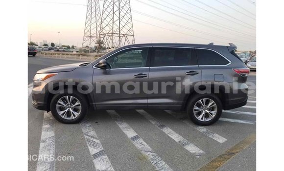 Acheter Import Voiture Toyota Highlander Autre à Import - Dubai, Adrar Acheter Import Voiture Toyota Highlander Autre à Import - Dubai, Adrar