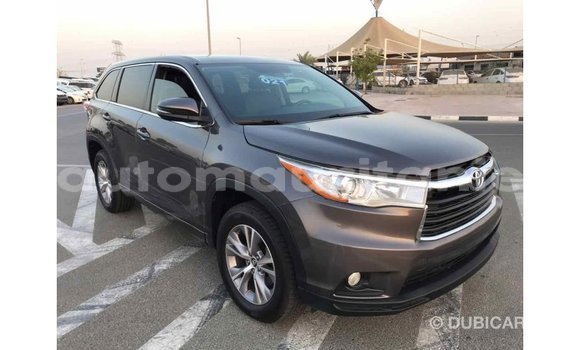 Acheter Import Voiture Toyota Highlander Autre à Import - Dubai, Adrar Acheter Import Voiture Toyota Highlander Autre à Import - Dubai, Adrar