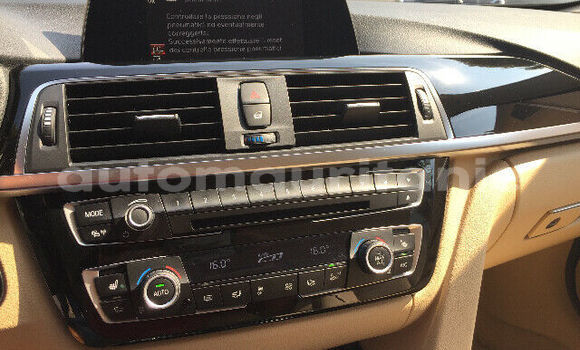 Buy Used BMW 3–Series Blue Car in Aioun in Hodh El Gharbi Buy Used BMW 3–Series Blue Car in Aioun in Hodh El Gharbi