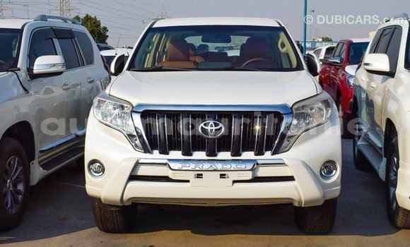 Acheter Import Voiture Toyota Prado Blanc à Import - Dubai, Adrar Acheter Import Voiture Toyota Prado Blanc à Import - Dubai, Adrar