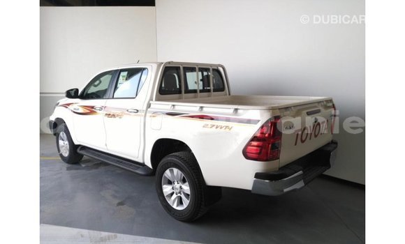 Buy Import Toyota Hilux White Car in Import - Dubai in Adrar Buy Import Toyota Hilux White Car in Import - Dubai in Adrar