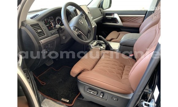 Buy Import Toyota Land Cruiser Black Car in Import - Dubai in Adrar Buy Import Toyota Land Cruiser Black Car in Import - Dubai in Adrar