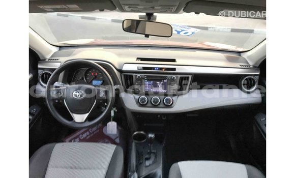 Acheter Import Utilitaire Toyota HiAce Rouge à Import - Dubai, Adrar Acheter Import Utilitaire Toyota HiAce Rouge à Import - Dubai, Adrar