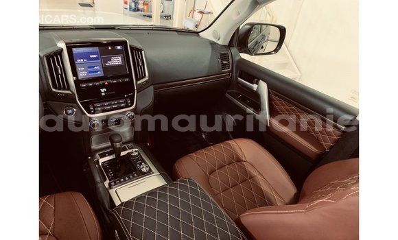 Buy Import Toyota Land Cruiser Black Car in Import - Dubai in Adrar Buy Import Toyota Land Cruiser Black Car in Import - Dubai in Adrar