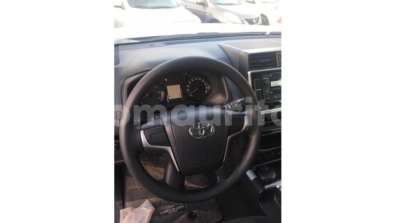 Big with watermark toyota prado adrar import dubai 1652