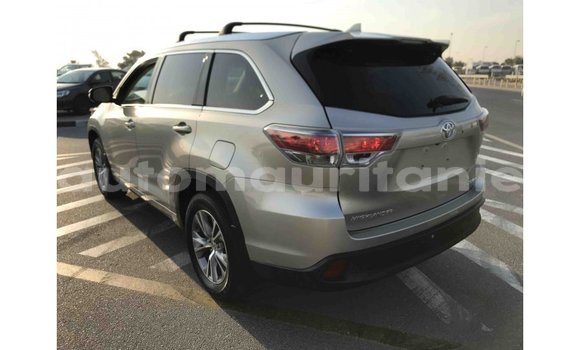 Acheter Import Voiture Toyota Highlander Autre à Import - Dubai, Adrar Acheter Import Voiture Toyota Highlander Autre à Import - Dubai, Adrar