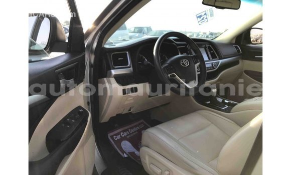 Acheter Import Voiture Toyota Highlander Autre à Import - Dubai, Adrar Acheter Import Voiture Toyota Highlander Autre à Import - Dubai, Adrar