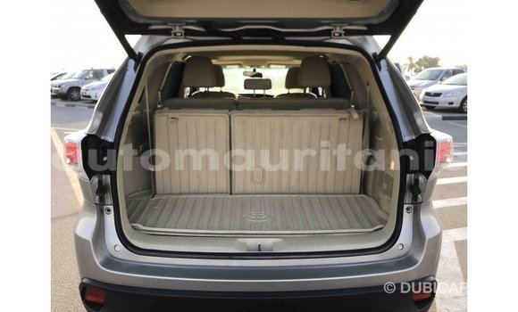 Acheter Import Voiture Toyota Highlander Autre à Import - Dubai, Adrar Acheter Import Voiture Toyota Highlander Autre à Import - Dubai, Adrar