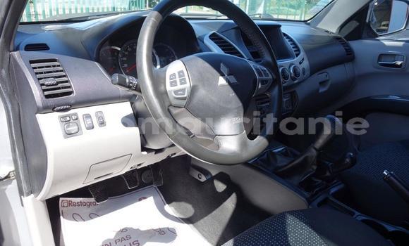 Buy Used Mitsubishi L200 Silver Car in Nouadhibou in Dakhlet Nouadhibou Buy Used Mitsubishi L200 Silver Car in Nouadhibou in Dakhlet Nouadhibou