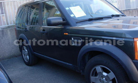 Buy Used Land Rover Discovery Green Car in Boû Gâdoûm in Hodh ech Chargui Buy Used Land Rover Discovery Green Car in Boû Gâdoûm in Hodh ech Chargui