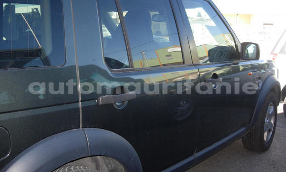 Buy Used Land Rover Discovery Green Car in Boû Gâdoûm in Hodh ech Chargui Buy Used Land Rover Discovery Green Car in Boû Gâdoûm in Hodh ech Chargui