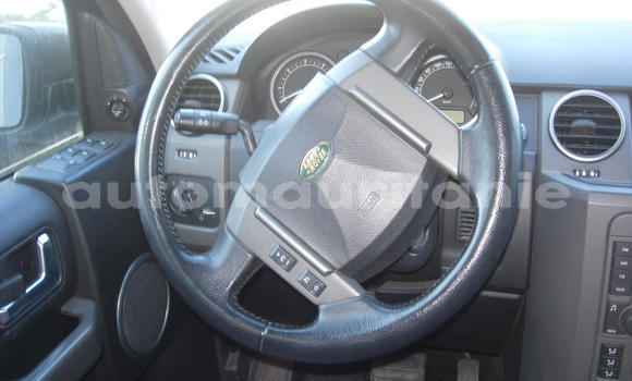 Buy Used Land Rover Discovery Green Car in Boû Gâdoûm in Hodh ech Chargui Buy Used Land Rover Discovery Green Car in Boû Gâdoûm in Hodh ech Chargui