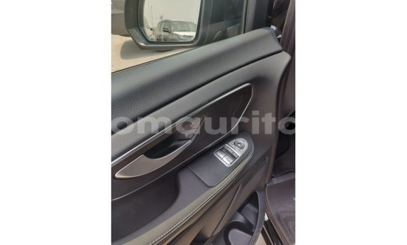 Buy Import Mercedes-Benz 250 Black Car in Import - Dubai in Adrar Buy Import Mercedes-Benz 250 Black Car in Import - Dubai in Adrar