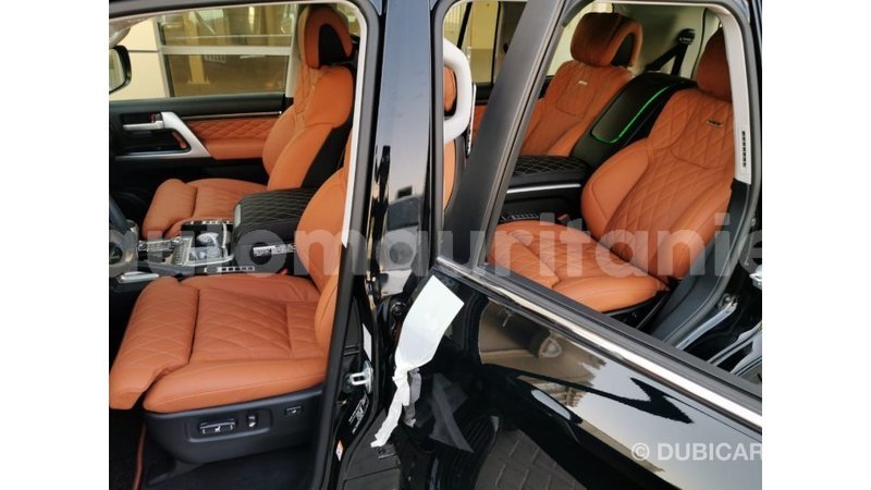 Big with watermark toyota land cruiser adrar import dubai 1685