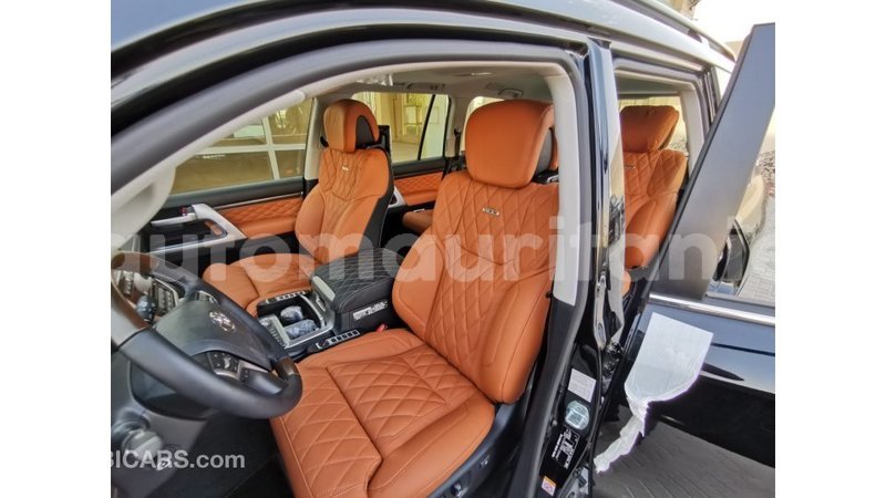 Big with watermark toyota land cruiser adrar import dubai 1685