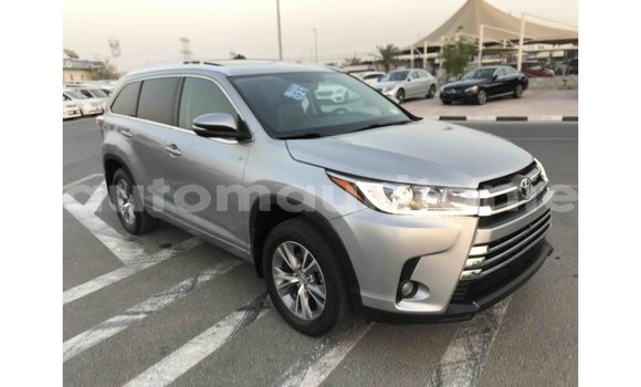 Acheter Import Voiture Toyota Highlander Autre à Import - Dubai, Adrar Acheter Import Voiture Toyota Highlander Autre à Import - Dubai, Adrar