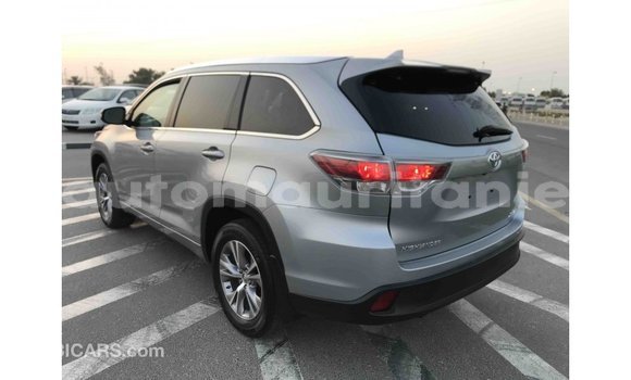 Acheter Import Voiture Toyota Highlander Autre à Import - Dubai, Adrar Acheter Import Voiture Toyota Highlander Autre à Import - Dubai, Adrar