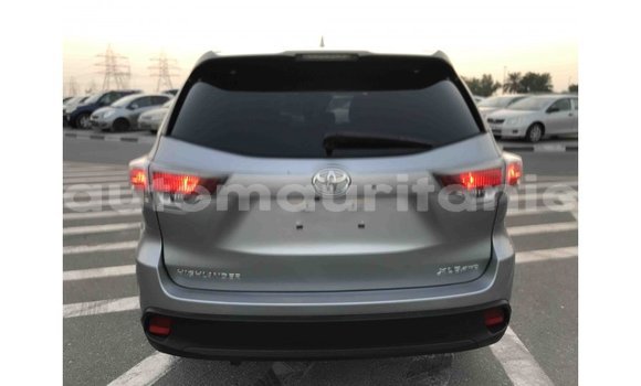 Acheter Import Voiture Toyota Highlander Autre à Import - Dubai, Adrar Acheter Import Voiture Toyota Highlander Autre à Import - Dubai, Adrar