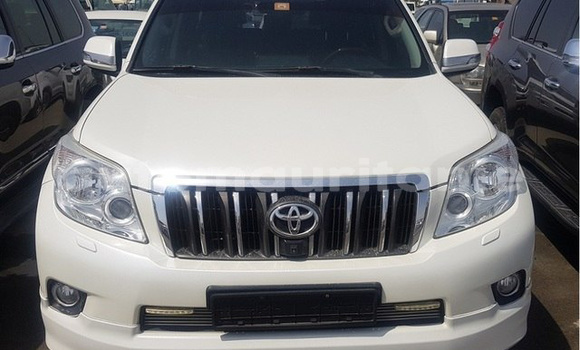 Buy Used Toyota Prado White Car in Guerou in Assaba Buy Used Toyota Prado White Car in Guerou in Assaba