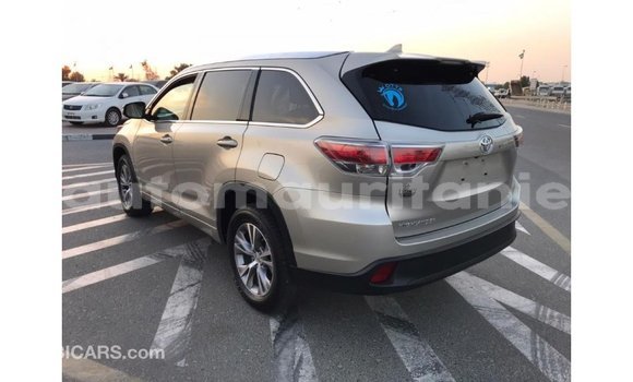 Acheter Import Voiture Toyota Highlander Autre à Import - Dubai, Adrar Acheter Import Voiture Toyota Highlander Autre à Import - Dubai, Adrar
