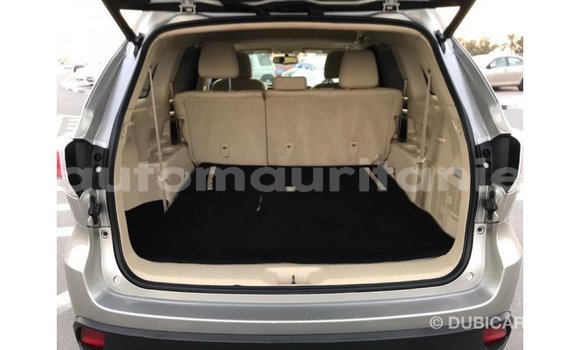 Acheter Import Voiture Toyota Highlander Autre à Import - Dubai, Adrar Acheter Import Voiture Toyota Highlander Autre à Import - Dubai, Adrar
