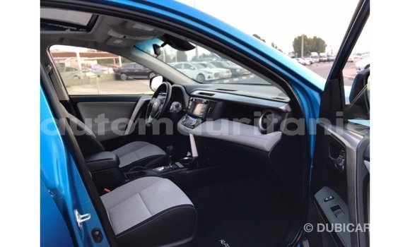 Acheter Import Utilitaire Toyota HiAce Bleu à Import - Dubai, Adrar Acheter Import Utilitaire Toyota HiAce Bleu à Import - Dubai, Adrar