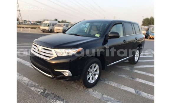 Acheter Import Voiture Toyota Highlander Noir à Import - Dubai, Adrar Acheter Import Voiture Toyota Highlander Noir à Import - Dubai, Adrar
