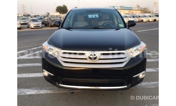 Acheter Import Voiture Toyota Highlander Noir à Import - Dubai, Adrar Acheter Import Voiture Toyota Highlander Noir à Import - Dubai, Adrar